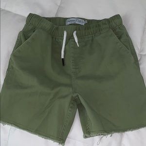 Sovereign Code LA kids boys shorts size 7